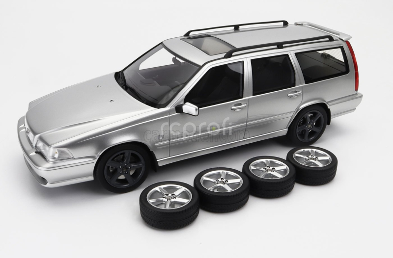 Dna collectibles Volvo V70 Sw Station Wagon 1998 1:18 Silver