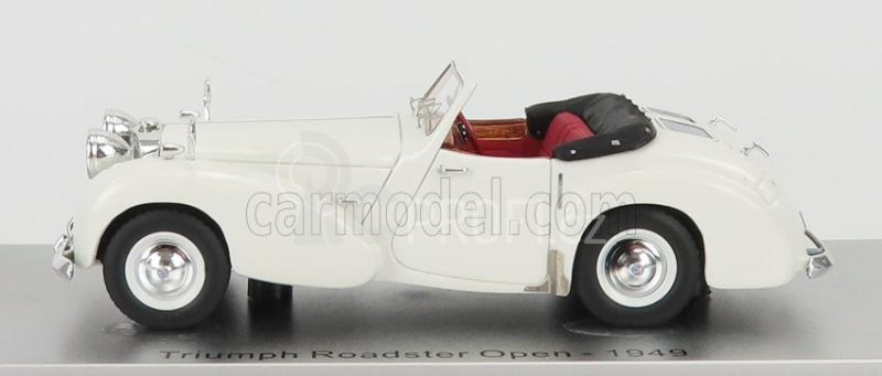 Kess-model Triumph Roadster Open 1949 1:43 Bílá