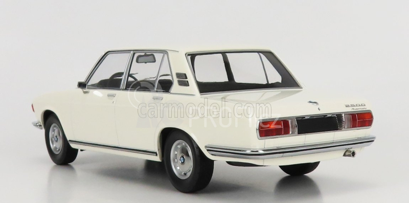 Minichamps BMW 2500 Berline (e3) 1968 1:18 Bílá