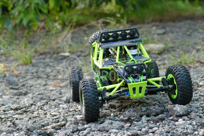 RC auto Písečná buggy Across + náhradní baterie