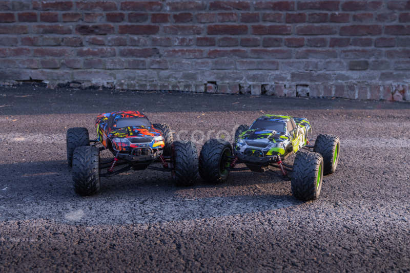 RC auto RMT Dominator Monster, oranžová + náhradní baterie