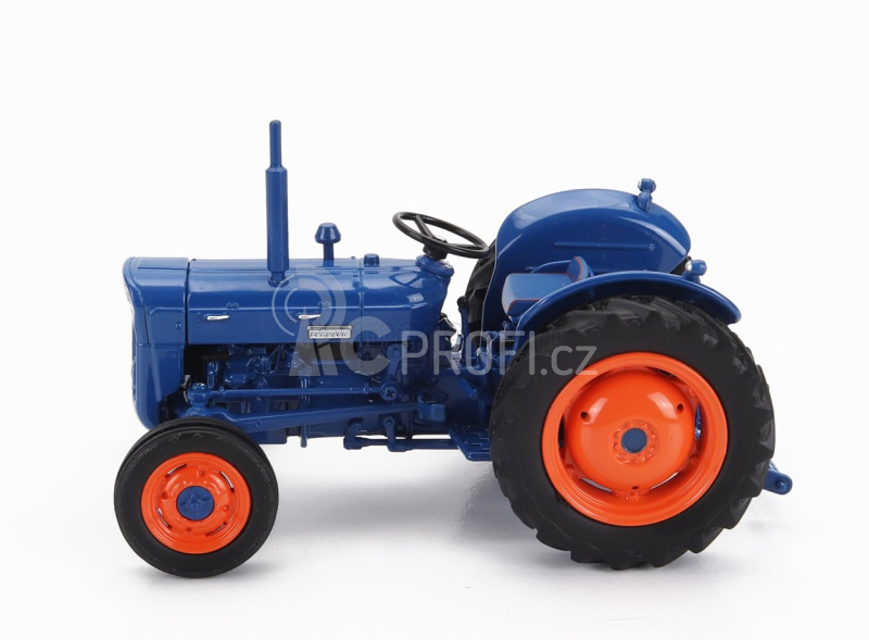 Universal hobbies Fordson Super Dexta Tractor 1962 1:32 Modrá Oranžová