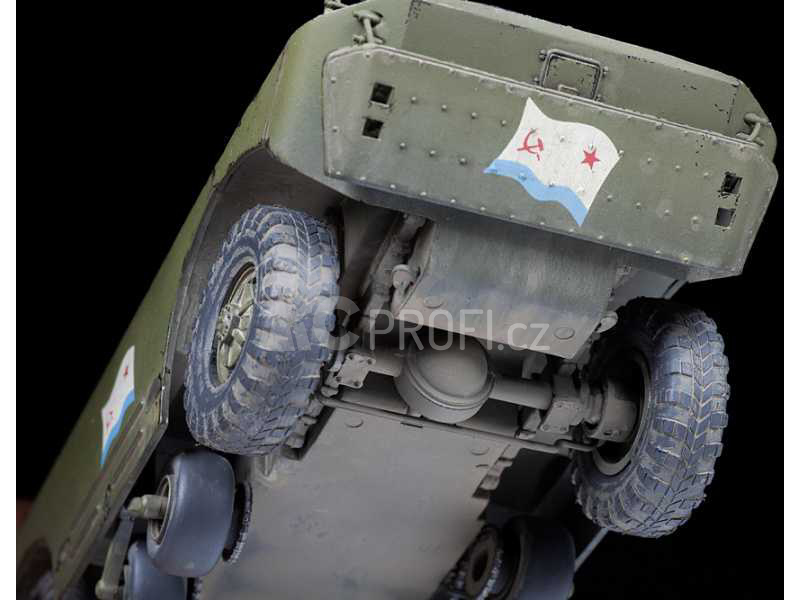 Zvezda GAZ BRDM-2 (1:35)